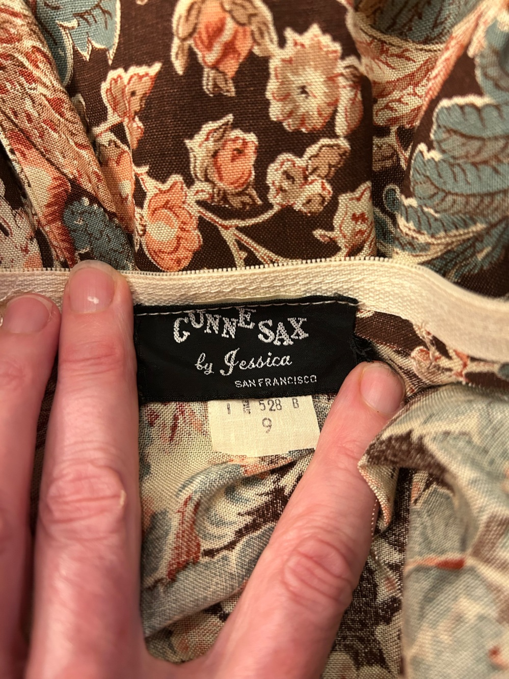 Gunne Sax by Jessica Black Label San Francisco Dress c. 1969-71 - Picture 9 of 16